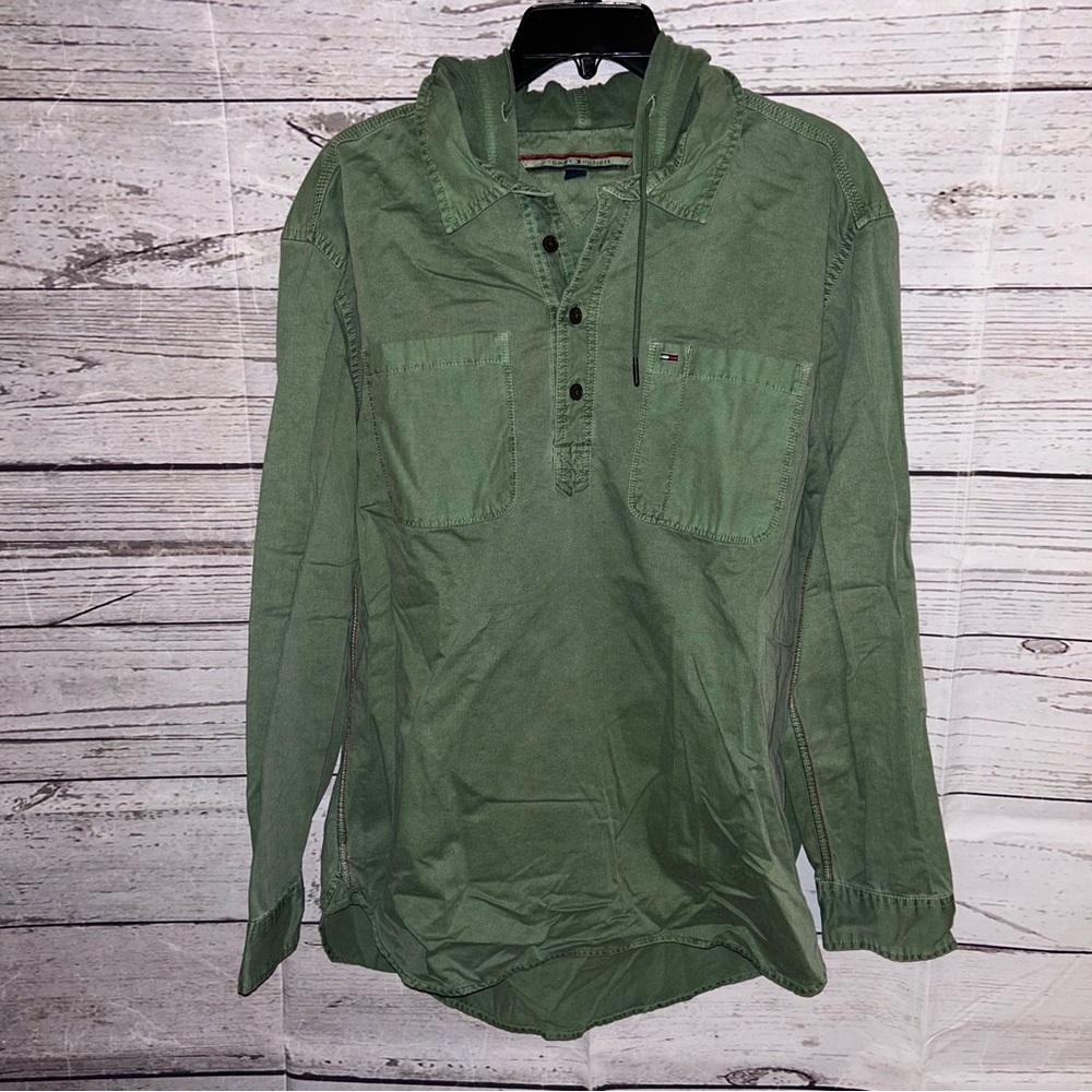 Tommy Hilfiger shirt with hood